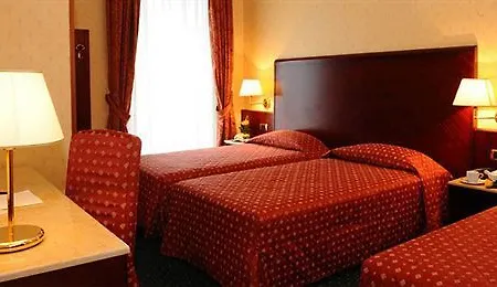 Hotel La Spia D'Italia 3*