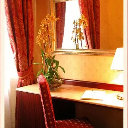 La Spia D'italia Hotel Solferino